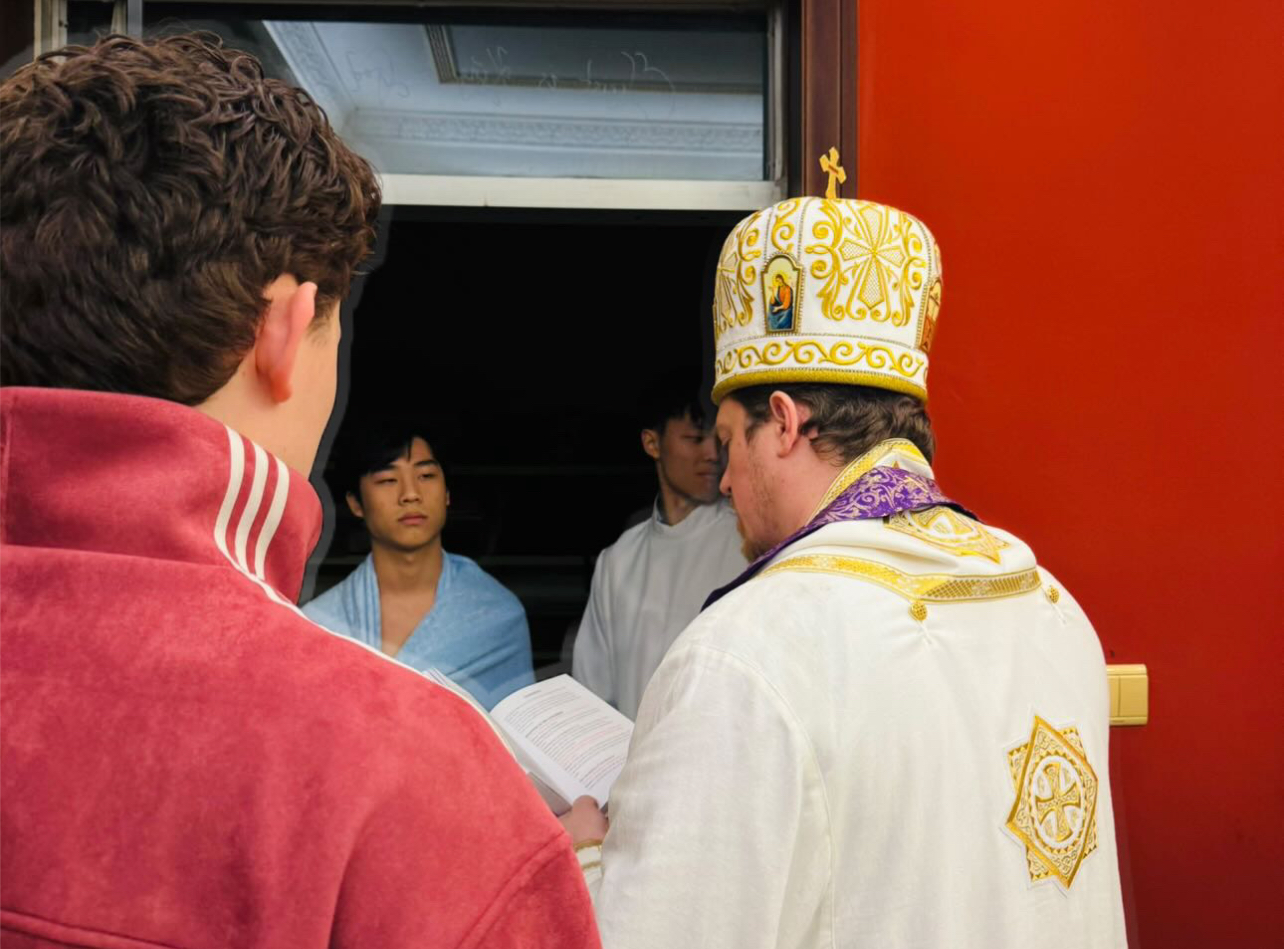 UOCEA congregation at worship